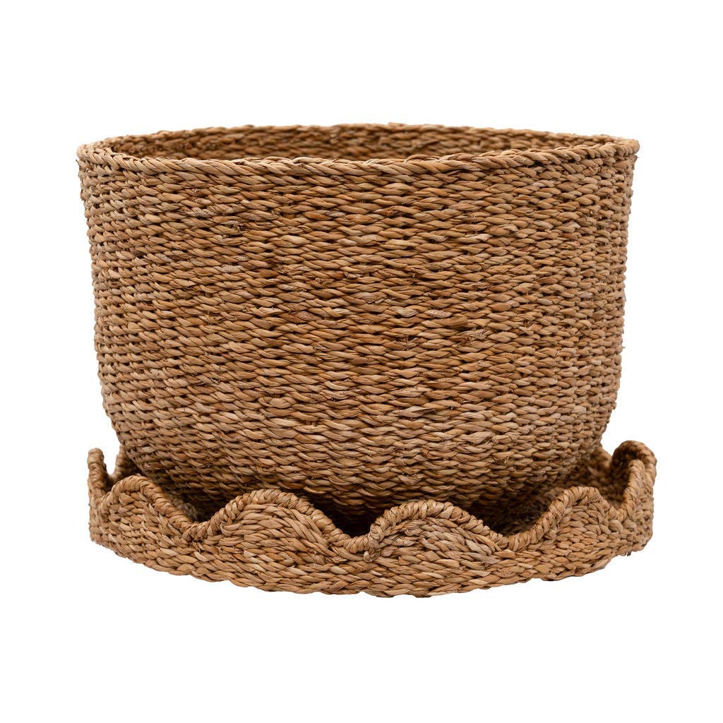 Scallop Lidded Storage Basket