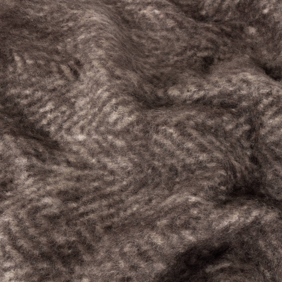 Rawton Ombre Throw Flint/Black: Flint/Black / 130 x 180cm
