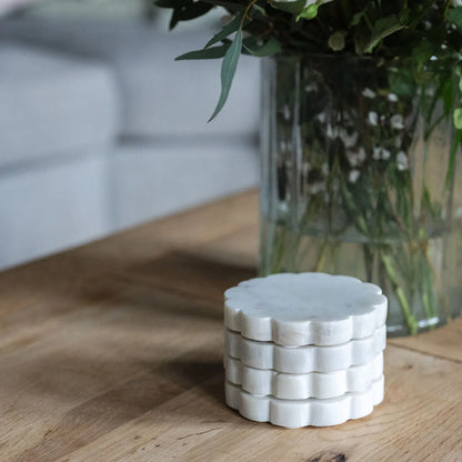 White Marble Scallop Coaster - set of 4