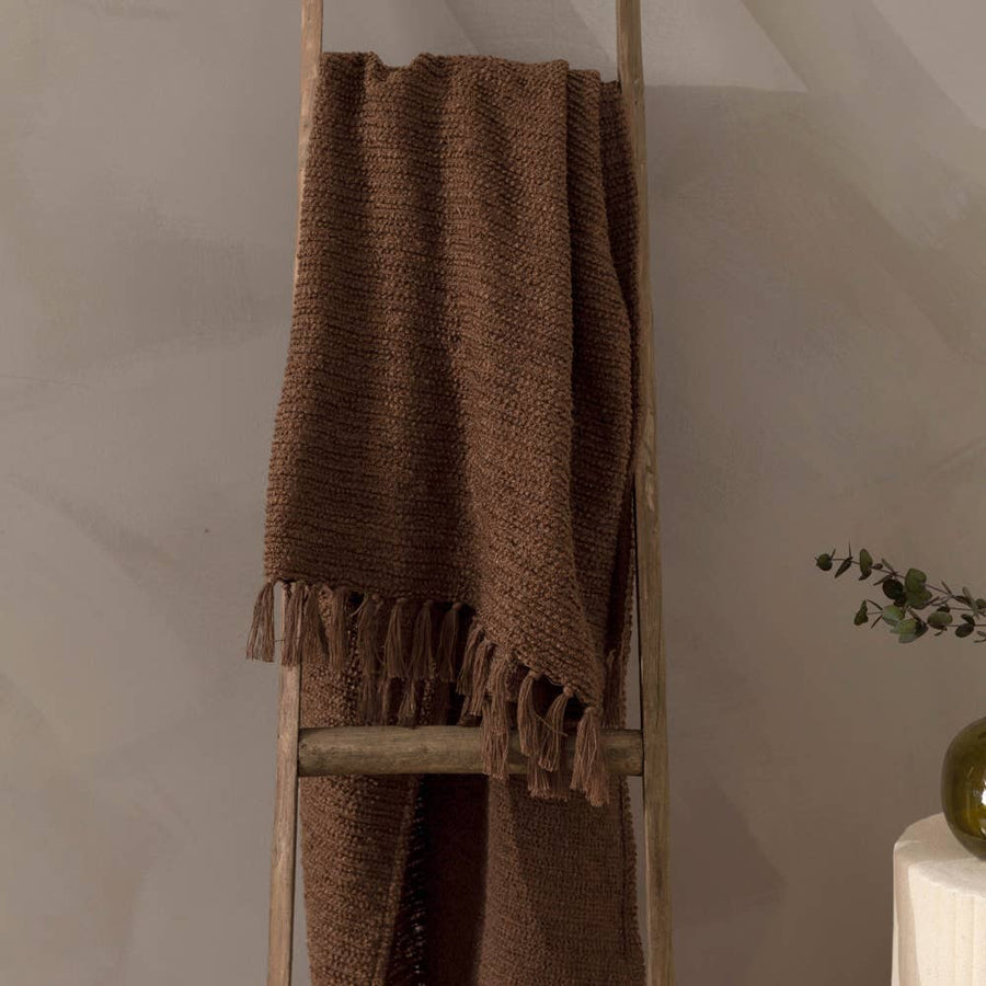 Candar Textured Boucle Throw Cocoa: Cocoa / 130 x 170cm
